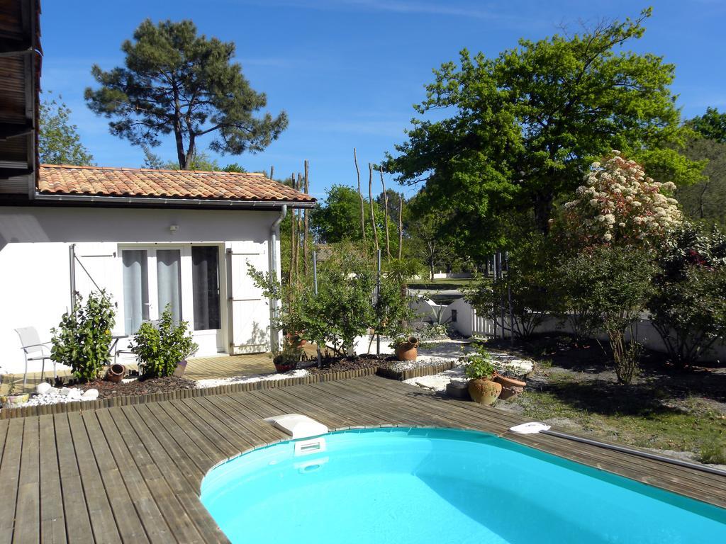 Villa Mogador Piscine Et Balneo Andernos-les-Bains Exterior foto